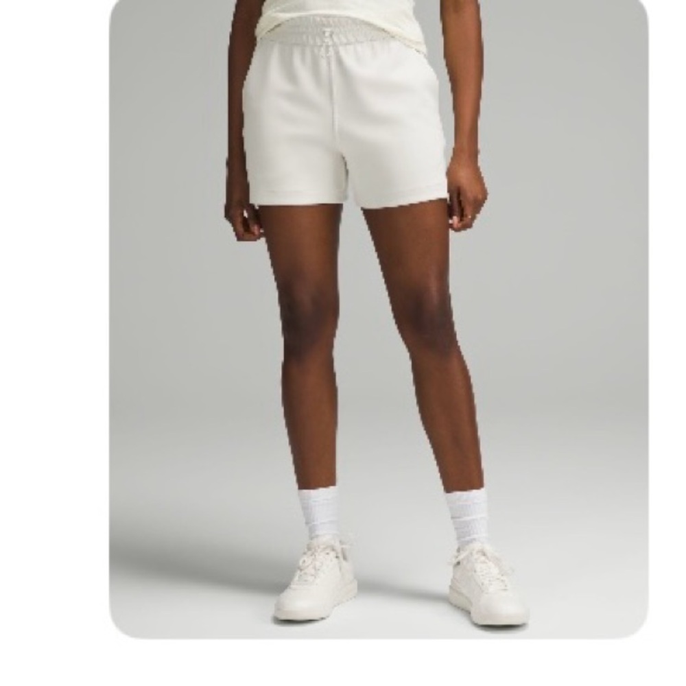 Lululemon Softstreme High Rise Short 4”